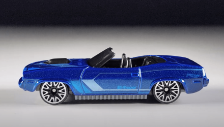 Машинка Базовая Hot Wheels '70 Plymouth Barracuda Roadsters 1:64 HTC13 Dark Blue - Retromagaz, image 5