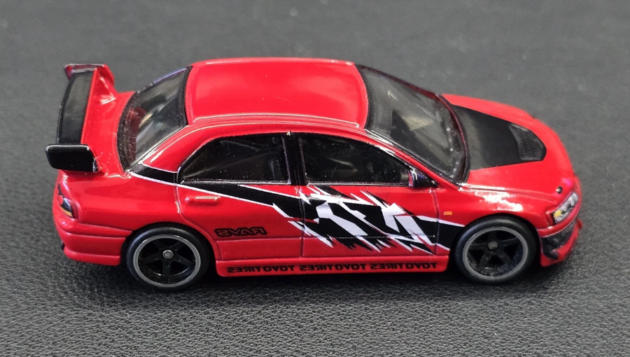 Hot Wheels Mitsubishi Lancer Evolution IX Fast & Furious – 1/64 Scale, Red