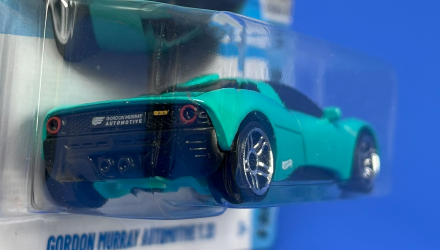 Машинка Базова Hot Wheels Gordon Murray Automotive T.33 Factory Fresh 1:64 JBB70 Teal - Retromagaz, image 3