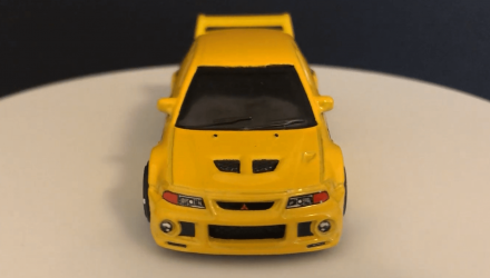 Тематична Машинка Hot Wheels Mitsubishi Lancer Evolution VI '90s Street Scene 1:64 JCB58 Yellow - Retromagaz, image 4