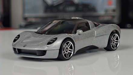 Машинка Базовая Hot Wheels Gordon Murray Automotive T.33 Factory Fresh 1:64 HYW23 Silver - Retromagaz, image 1