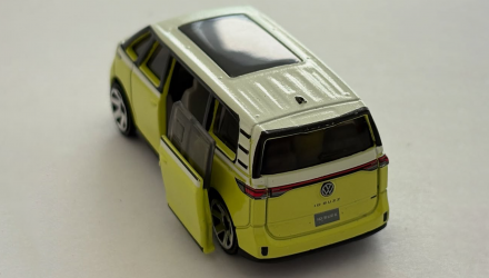 Тематическая Машинка Matchbox 2024 Volkswagen ID. Buzz Moving Parts 1:64 JBW52 Blue image_3 Тематическая Машинка Matchbox 2024 Volkswagen ID. Buzz Moving Parts 1:64 JBW52 Blue - Retromagaz, image 3