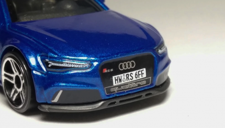 Машинка Базовая Hot Wheels '17 Audi RS 6 Avant Factory Fresh 1:64 FYC11 Metallic Blue - Retromagaz, image 5