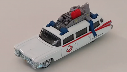 Машинка Premium Hot Wheels Cadillac Ghostbusters Ecto-1 Rep. Entertainment 1:64 GJR39 White - Retromagaz, image 2