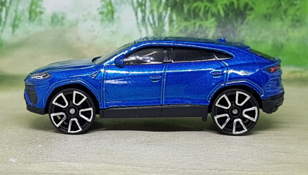 Машинка Базова Hot Wheels '17 Lamborghini Urus Factory Fresh 1:64 GRY29 Metallic Blue - Retromagaz, image 4