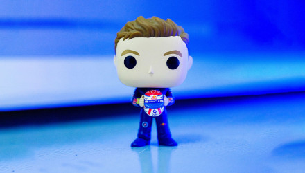 Фігурка FUNKO POP! Формула 1 Макс Ферстаппен з Шоломом Formula One Max Verstappen Holding Helmet 104mm 17 93697 - Retromagaz, image 4