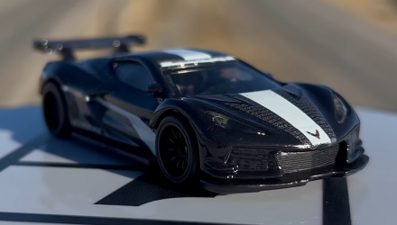 Машинка Premium Hot Wheels Corvette C8.R Chase American Scene 1:64 HCK06 Black - Retromagaz, image 4
