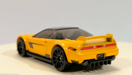 Машинка Базовая Hot Wheels '90 Acura NSX J-Imports 1:64 HCX58 Yellow - Retromagaz, image 3