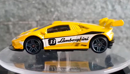 Машинка Базовая Hot Wheels Lamborghini Huracan LP 620-2 Super Trofeo Speed Graphics 1:64 DTX66 Yellow - Retromagaz, image 4