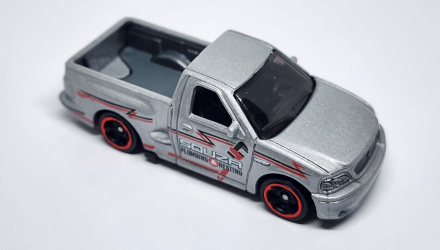 Машинка Базова Hot Wheels '99 Ford F-150 SVT Lightning The `90S 1:64 HTB07 Silver - Retromagaz, image 4