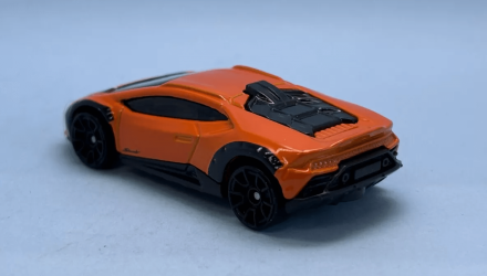 Машинка Базова Hot Wheels Lamborghini Huracán Sterrato Dirt 1:64 HRY87 Orange - Retromagaz, image 2