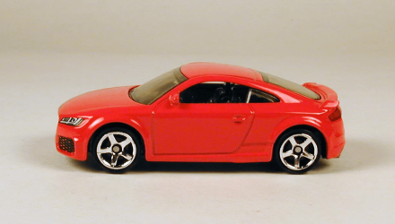 Машинка Велике Місто Matchbox Audi TT RS Coupe Showroom 1:64 HFP26/HFR62 Red - Retromagaz, image 3