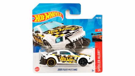 Машинка Базовая Hot Wheels 2005 Ford Mustang Spoiler Alert 1:64 HCX88 White - Retromagaz, image 1