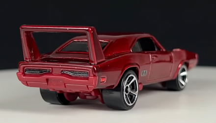 Тематична Машинка Hot Wheels '69 Dodge Charger Daytona Fast & Furious 1:64 HNR88/HNT06 Dark Red - Retromagaz, image 3