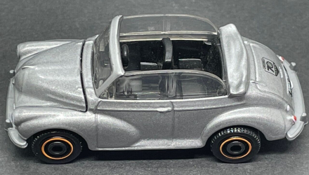 Тематическая Машинка Matchbox Morris Minor 70th Special Edition Moving Parts 1:64 FWD28/HLG35 Silver - Retromagaz, image 5