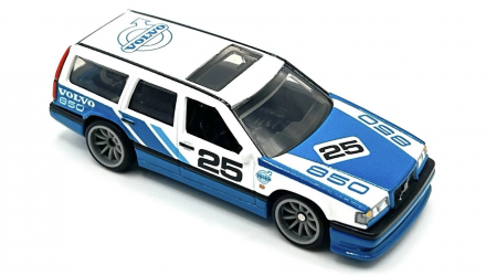 Машинка Premium Hot Wheels Volvo 850 Estate Fast Wagons 1:64 JKB68 Blue - Retromagaz, image 4