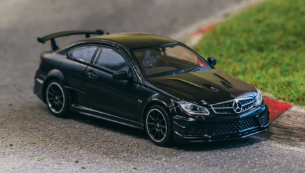 Машинка Premium Tarmac Works Mercedes-Benz C 63 AMG Coupе Black Series GLOBAL64 1:64 T64G-009-MB Black - Retromagaz, image 4