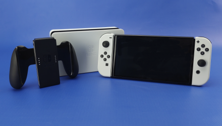 Набор Консоль Nintendo Switch OLED Model HEG-001 64GB White Б/У + Карта памяти Canvas Select Plus UHS-I U3 V30 A1 SD Adapter 128GB - Retromagaz, image 1
