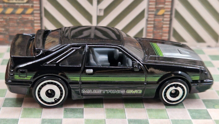 Машинка Базовая Hot Wheels '84 Mustang SVO The `80S 1:64 HKJ60 Black - Retromagaz, image 5