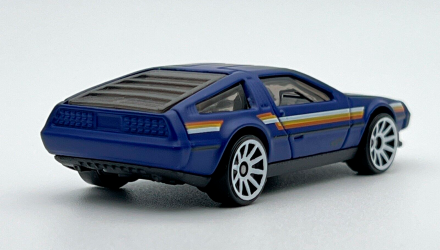 Машинка Базова Hot Wheels DMC Delorean The `80S 1:64 HKJ65 Dark Blue - Retromagaz, image 3