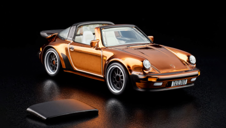 Машинка Premium Hot Wheels Porsche Porsche 911 Turbo 3.3 Targa Red Line Club RLC 1:64 JJY65 Bronze - Retromagaz, image 1