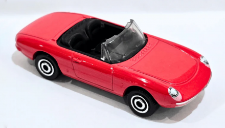 Машинка Велике Місто Matchbox Alfa Romeo Duetto 1:64 JBR60 Red - Retromagaz, image 1