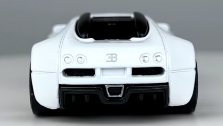 Тематична Машинка Hot Wheels Bugatti Veyron Fast & Furious 1:64 HNR88/HNT17 White - Retromagaz, image 6