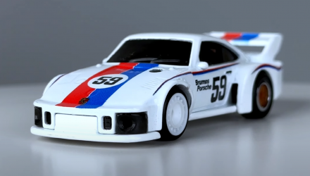 Машинка Premium Hot Wheels 4шт Porsche 935 / 1967 911 R / 917 LH / Volkswagen Transporter T1 Diorama 1:64 HRT54 White - Retromagaz, image 2