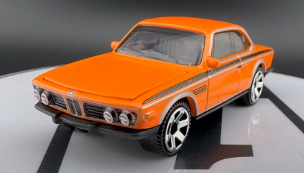 Тематична Машинка Matchbox 1973 BMW CSL 3.0 Moving Parts 1:64 FWD28/HVM70 Orange - Retromagaz, image 2