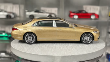 Машинка Premium MINI GT Mercedes-Maybach S680 1:64 Gold - Retromagaz, image 4