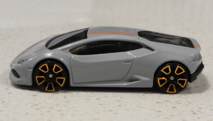 Машинка Базовая Hot Wheels Lamborghini Huracan Factory Fresh 1:64 FYC12 Grey - Retromagaz, image 4