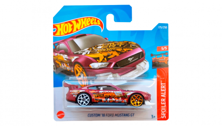 Машинка Базова Hot Wheels Custom '18 Ford Mustang GT Spoiler Alert 1:64 HCV87 Purple - Retromagaz, image 1