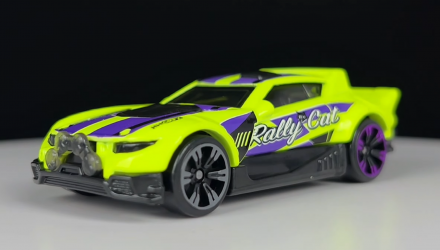 Тематическая Машинка Hot Wheels Rally Cat Neon Speeders 1:64 HLH72/HLH79 Green - Retromagaz, image 2