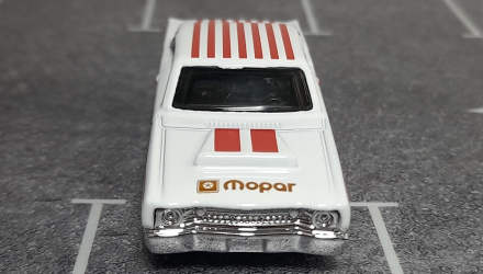 Машинка Базова Hot Wheels '68 Dodge Dart Gassers 1:64 HTC57 White - Retromagaz, image 4