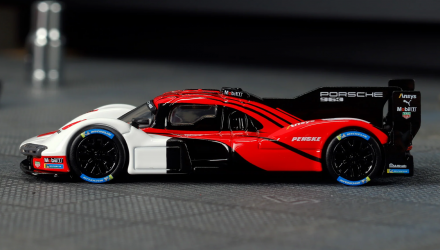 Машинка Premium Hot Wheels Porsche 963 Elite 64 1:64 JCP46 Red - Retromagaz, image 4