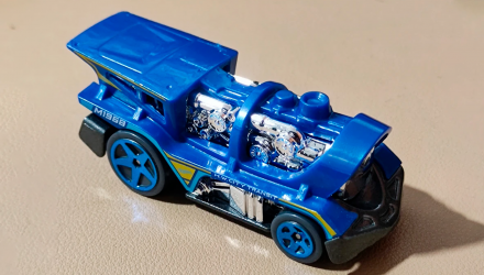 Машинка Базовая Hot Wheels Hover Storm / Gazella / Loco Motorin / Circle Trucker / Shark City 1:64 HLY67 White 5шт - Retromagaz, image 4