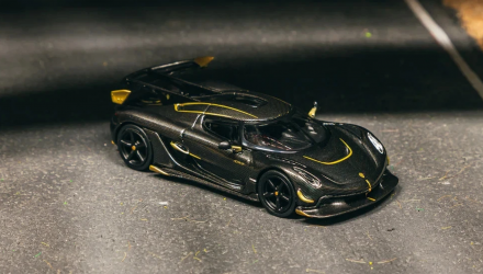 Машинка Premium Tarmac Works Koenigsegg Jesko Attack Black Carbon Fiber HK Toy Car Salon 1:64 T64GTL052BCF Black - Retromagaz, image 4