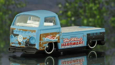 Машинка Базовая Hot Wheels Volkswagen T2 Pickup Hot Trucks 1:64 FJW56 Blue - Retromagaz, image 2