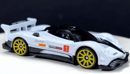 Машинка Базова Hot Wheels Pagani Zonda R Turbo 1:64 HKJ36 White - Retromagaz, image 2