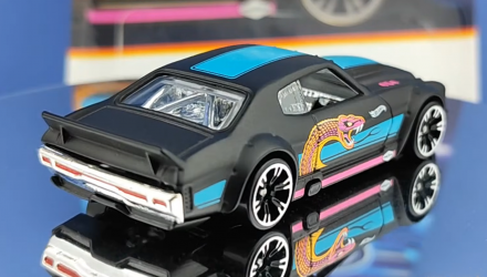 Тематична Машинка Hot Wheels '70 Chevy Chevelle Neon Speeders 1:64 JBY97 Black - Retromagaz, image 2