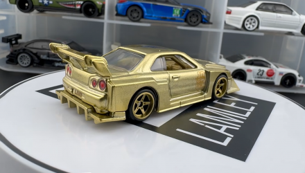 Машинка Premium Hot Wheels LB-ER34 Super Silhouette Nissan Skyline Chase Aerostyles 1:64 JKF36 Gold - Retromagaz, image 2