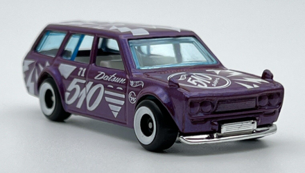 Машинка Базова Hot Wheels Datsun Bluebird Wagon (510) Wagons 1:64 HKH72 Purple - Retromagaz, image 5