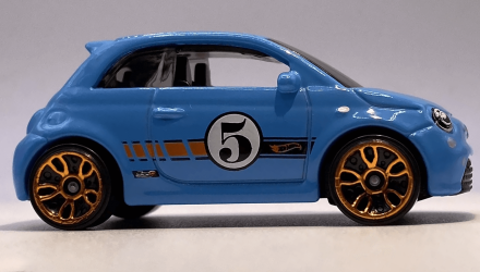 Машинка Базовая Hot Wheels Fiat 500e Compact Kings 1:64 HTD03 Blue - Retromagaz, image 4