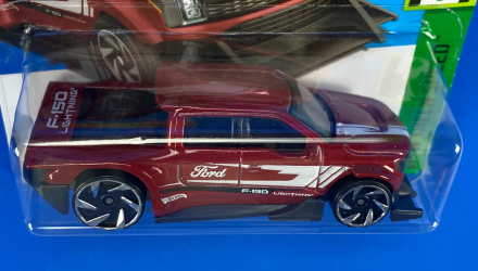 Машинка Базовая Hot Wheels Ford F-150 Lightning Custom Green Speed 1:64 HTB82 Dark Red - Retromagaz, image 2