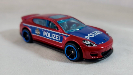 Машинка Базова Hot Wheels Porsche Panamera Polizei Rescue 1:64 FYC86 Red - Retromagaz, image 2