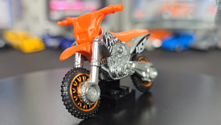 Машинка Базова Hot Wheels HW450F Wastelander Xtreme Sports 1:64 HTC00 Orange - Retromagaz, image 1