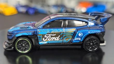 Машинка Базова Hot Wheels Ford Mustang Mach-E 1400 Treasure Hunts Green Speed 1:64 HTF20 Blue - Retromagaz, image 4