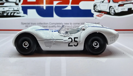 Машинка Базовая Hot Wheels Maserati Tipo 61 Exotics 1:64 JJH44 White - Retromagaz, image 3