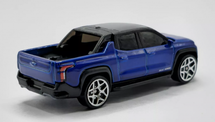 Машинка Базовая Hot Wheels Silverado EV RST Green Speed 1:64 HRY63 Blue - Retromagaz, image 8