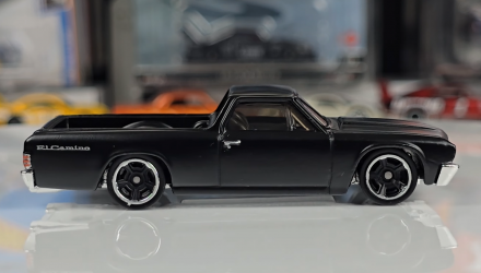 Машинка Базовая Hot Wheels Chevy El Camino 1967 Fast & Furious Screen Time 1:64 HYY83 Black - Retromagaz, image 3